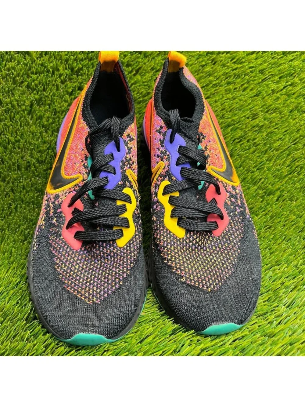 Nike Epic React Flyknit 2 Womens Size 8 Black Orange Running Shoes Sneakers